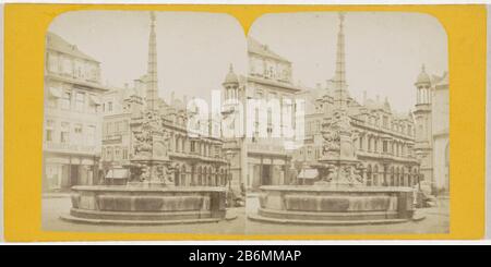 Fontein op de Liebfrauenberg in Frankfurt am Main, Duitsland Francfort-sur-le-Mein, Place Liebfrauenberg (titel op object) Allemagne (serietitel op object) Fountain on the Liebfrauenberg in Frankfurt am Main, Deutschland Francfort-sur-le-Mein, Place Liebfrauenberg (title object) Allemagne (Series title object) Objekt: 743 F-Nummer: F-RP1343 Bildinschriften: Nummer, Verso, gedruckt: 'N. 393'opschrift, verso, gedruckt: 'déposé.' Nicht das gleiche wie ein Gesetz Stockfoto