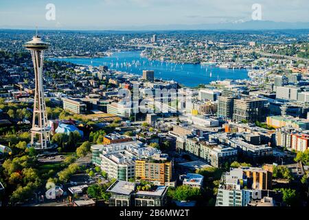 Luftaufnahme der Stadt Seattle mit Space Needle, Washington State, USA Stockfoto