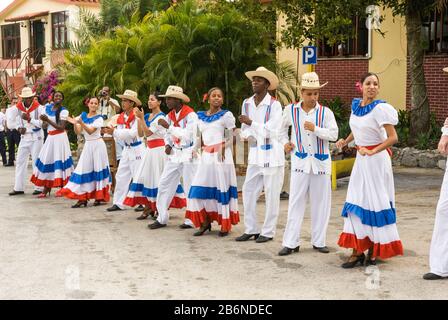 Kubanische typische Tanzgruppe. Kuba Stockfoto