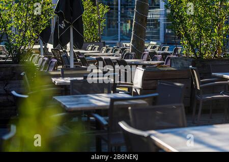 Tilburg, Niederlande. März 2020. Tilburg, Leere Stadt Tilburg wegen Corona Virus, 11-03-2020. In der Stadt Tilburg gibt es aufgrund des Corona-Virus weniger Menschen als normal. Leere Terrassen und Einkaufsstraßen Credit: Pro Shots/Alamy Live News Stockfoto