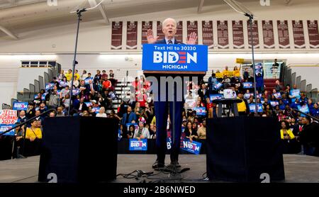 09. März 2020 - Detroit, Michigan, USA - Vizepräsident JOE BIDEN spricht während einer "Get Out the Vote Rally" an der Renaissance High School. Die primäre und die in fünf anderen Bundesstaaten von Michigan werden morgen, den 10. März, angefochten werden. (Credit Image: © Brian Cahn/ZUMA Wire) Stockfoto