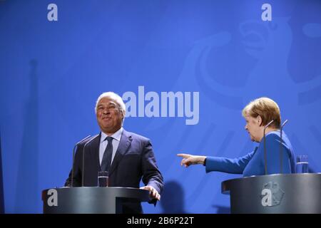 11.03.2020, Berlin, Deutschland, Bundeskanzlerin Angela Merkel begrüßt António Costa, den portugiesischen Ministerpräsidenten im Kanzleramt. Stockfoto