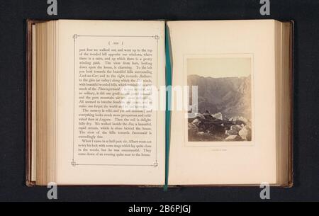 Gezicht op de Lochnagar Lochnagar (titel op object) View of the Lochnagar Lochnagar (title object) Property Type: Photo page Item Number: RP-F 2001-7-1092-30 Manufacturer: Photograf George Washington Wilson Place Manufacturing: Scotland Date: CA. 1858 - oder für das Jahr 1868 Material: Papiertechnik: Albumindrucke Abmessungen: Foto: H 102 mm × W 78 mmToelichtingFoto Vorderseite 102. Betrifft: Bergsee wo: Lochnagar Stockfoto