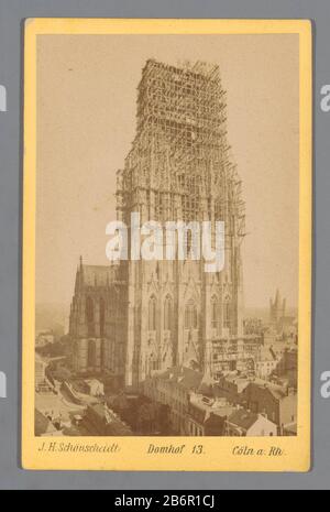 Bild der Westseite des Kölner Doms Objektart: Carte-de-visite Foto Objektnummer: RP-F 2005-90 Aufschriften / Marken: Handelsmarken, verso, gestempelt "Kunsthandlung / S. JACOPS / 16 PASSAGE Coln PASSAGE 16'opschrift, verso, gedruckt 'Cöln - Dom - Westseite / Köln - Cathédrale - Ouest / Köln - Dome - West' Hersteller: Fotograf: Johann Heinrich schön Scheidt (Listed Property) Ort Herstellung: Köln Datum: 1850 - 1880 Material: Fotopapier, Kartontechnik: Albumindruck Abmessungen: Bild: H 97 mm × 58 mmsec Stockfoto