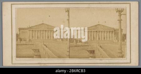 Gezicht op het Palais Bourbon in Parijs Blick auf das Palais Bourbon in Paris Immobilientyp: Stereobild Artikelnummer: RP-F05594 Aufschriften / Marken: Aufschrift verso, handschriftlich: "Chambre des Deputés'numer, verso, handschriftlich: 'Nr. 14.' Hersteller : Fotograf: Anonymer Ort Herstellung: Paris dating: CA. 185-ca. 1860 Material: Fotopapier, Kartontechnik: Albumindruck Abmessungen: Sekundärträger: H 84 mm × W 176 mm Betreff: Palace façade (oder Haus oder Gebäude) Wo: Palais Bourbon Stockfoto