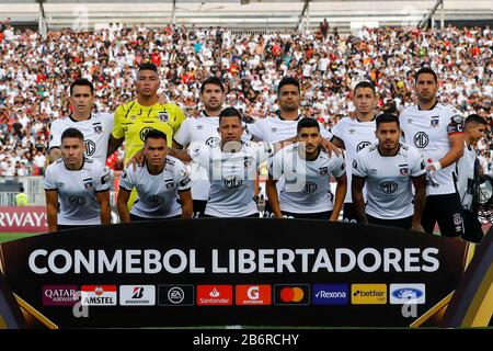 Estadio Monumental David Arellano. März 2020. Santiago, Chile; die Copa-Libertadores, Colo Colo gegen Athletico Paranaense; Spieler von Colo-Colo posieren für offizielle Foto-Credit: Action Plus Sports/Alamy Live News Stockfoto