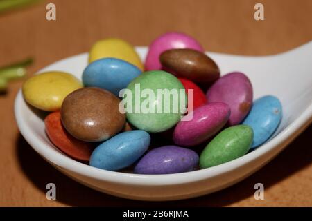 Smarties Bonbons Makrohintergrund hohe Qualität Stockfoto