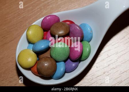 Smarties Bonbons Makrohintergrund hohe Qualität Stockfoto