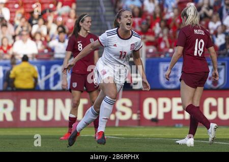 FRISCO. USA. 11. März: Alexia Putellas feiert ihr Tor (0-1) während des Internationalen Fußballspiels der Frauen im SheBelieves Cup 2020 zwischen Engländerinnen und Spanienerinnen im Toyota Stadium in Frisco, Texas, USA. ***keine kommerzielle Nutzung*** (Foto von Daniela Porcelli/SPP) Stockfoto