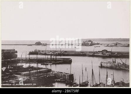 Hafen von St Helier's op Jersey Harbour St Helier's - Jersey 30 (titel op object) Hafen von St Helier auf Jersey Harbour St Helier Bilder - Jersey 30 (title object) Objekttyp: Fotos Artikelnummer: RP-F16383 Aufschriften/Marken: Titel, Nachdruck, zusammen mit dem negativen "Harbour St Helier's - Jersey 30"-Hersteller gedruckt: Fotograf: Anonymer Ort Herstellung: Großbritannien Datum: 1880 - 1920 Physische Merkmale: Kopiermaterial: Papiertechnik: Lichtdruckmessungen: Foto: H 100 mm × W 150 mm Betreff: Hafen wo Saint Hélier Stockfoto