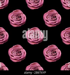 Nahtloses Muster aus rosafarbener Rosenblüte auf schwarzem Hintergrund isoliert Nahaufnahme, weinrote Rosen wiederholen Verzierung, rote Blumen trendy Vintage-Druck-Design Stockfoto