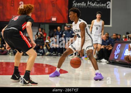 Sierra Canyon Trailblazers schützen Bronny James (0) während eines CIF State Open Division Southern Regional Final High School Basketballspiels gegen Etiwanda, Dienstag, 10. März 2020, in Northridge, Kalifornien, USA. (Foto von IOS/Espa-Images) Stockfoto