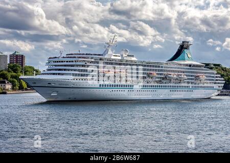 Passagierschiff ARTANIA startet, Ostseehafen, Stockholm, Schweden Stockfoto