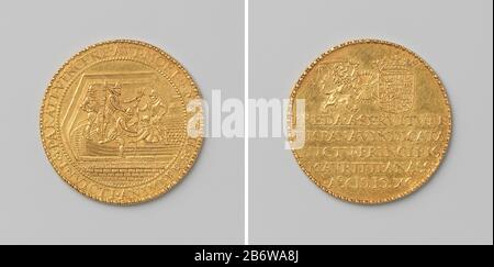 Inname van Breda traf auf Behulp van het turfschip, penning gechonken aan de veroveraars van de stad Gouden penning. Voorzijde: Uit een met turf geladen schip komen krijgers te voorschijn binnen omschrift. Keerzijde: Opschrift onder gekroond wapenschild en leeuw met z Stockfoto