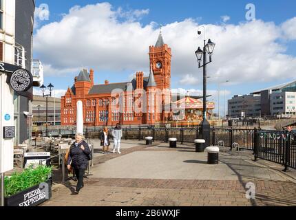 Pierhead-Gebäude von 1897 Architekt William Frame, Cardiff Railway Company, Cardiff Bay, Wales, Großbritannien - französischer Stil der Gotik im Renaissance-Stil Stockfoto