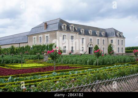 Das Chateau de Villandry ist ein herrliches Landhaus in der Loire-Region, das vor allem für seinen fabelhaften Garten bekannt ist. Stockfoto