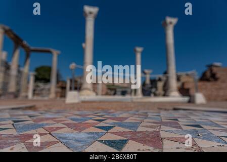 Die Basilika St. Johannes war eine Basilika in Ephesus. Sie wurde von Justinian I. im 6. Der Apostel ruht auf dem geglaubten Grabgebiet des Johannes. Stockfoto