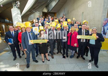 Edinburgh, Großbritannien. März 2020. Bild: Fotoruf für Marie Curie Foto-Aufruf für Marie Curie Wohltätigkeitsorganisation, im schottischen Parlament. Kredit: Colin Fisher/Alamy Live News Stockfoto