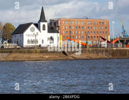 Historisches Gebäude der norwegischen Kirche am Wasser, Cardiff Bay, Cardiff, South Wales, Großbritannien Stockfoto