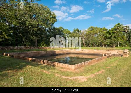 Sri Lanka, Nord-Central-Provinz, Provinz Centre-Nord, Nord-Zentralprovinz, Region Anuradhapura, Region Anuradhapura, Mihintale, Indikatu Seya, Stockfoto