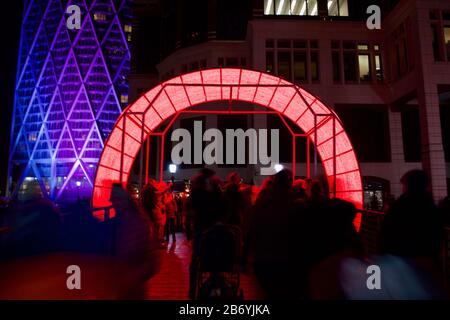 Die Clew Ausstellung im Winter Lights 2020 in Canary Wharf in London, Großbritannien Stockfoto