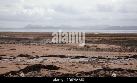 Blick auf Raasay und die Insel Skye, Schottland, von Applecross Stockfoto