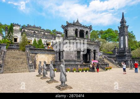 Grab von Khai Dinh (Lang Khai Dinh), Huong Thuy District, Provinz Thua Thien Hue, Vietnam Stockfoto