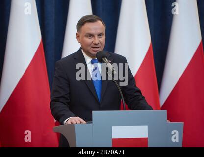 Warschau, Mazovian, Polen. März 2020. Der Präsident Traf Die Behörden Der Pfadfinderorganisationen Und Den Leiter Sanitary Inspector.in das Bild: Andrzej DUDA Credit: Hubert Mathis/ZUMA Wire/Alamy Live News Stockfoto