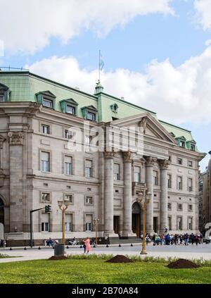 Bank of the Argentine Nation; 1944; Plaza de Mayo; Stadtplatz; Hauptsitz; beeindruckende Steinfassade; neoklassizistischer Stil; Säulen; Südamerika; Bue Stockfoto