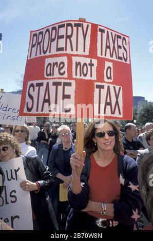 Austin, Texas, USA, 17 2003. Februar: Studenten und Eltern erheben sich gegen drohende Budgetkürzungen an öffentlichen Schulen. ©Bob Daemmrich Stockfoto