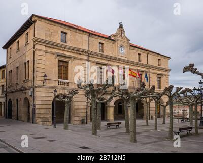 Rathaus ("Casa Consistorial") von Medina de Pomar, Provinz Burgos, Kastilien-Leon, Spanien Stockfoto