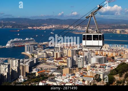 Seilbahn auf den Felsen von Gibraltar Stockfoto