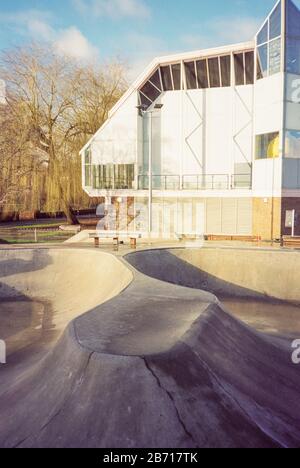 North Walls Skate Park, Winchester, Hampshire, England, Großbritannien. Stockfoto