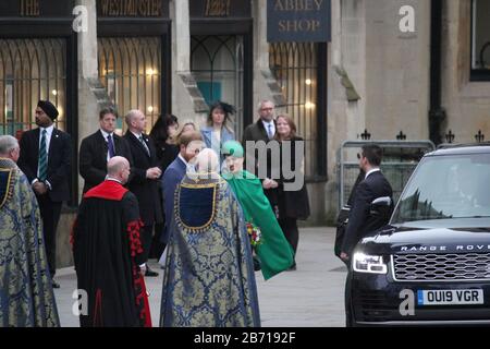 London, Großbritannien - 09/03/2020: Meghan markle und Prinz harry besuchen den Commonwealth Day Service in Westminster Abby, London. Ihr letztes offizielles Engagement, bevor sie sich aus dem königlichen Leben zurücklehnen Stockfoto