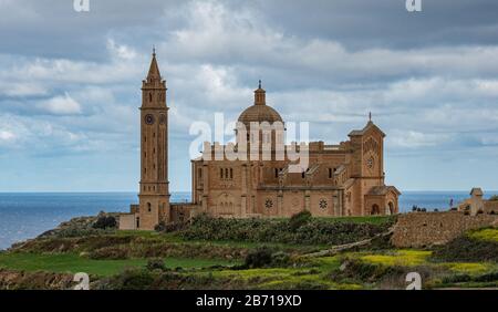 Die TA Pinu Kirche auf Gozo ist ein berühmtes Wahrzeichen der Insel Stockfoto