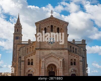 Berühmter Ta Pinu Schrein - eine beliebte Kirche auf der Insel Gozo Stockfoto