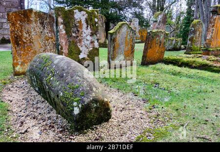 Der Viking Hogback Stone von Luss, Luss Parish Church, Loch Lomond, Schottland Stockfoto