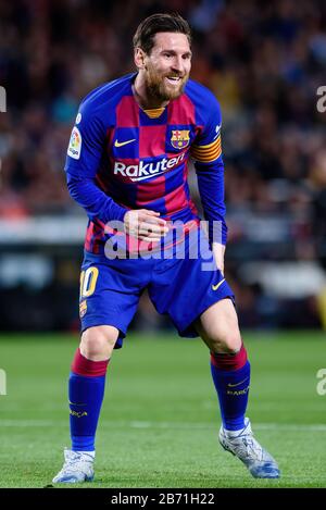 Barcelona - 7. März: Lionel Messi spielt beim Spiel der La Liga zwischen dem FC Barcelona und Real Liedad de Futbol im Camp Nou Stadium am 7. März 2020 i. Stockfoto