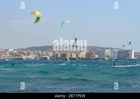 Windsurfer in El Medano, Tenera, August. Stockfoto