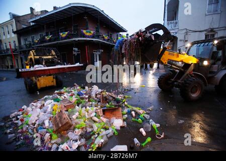 New Orleans, LOUISIANA, USA. Februar 2020. Während Der Fat Tuesday Mardi Gras Feiern in New Orleans, Louisiana USA am 25. Februar 2020. Kredit: Dan Anderson/ZUMA Wire/Alamy Live News Stockfoto