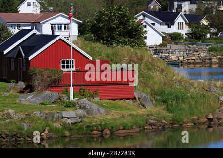 Ferienhaus Fischerdorf, Ballstad, Lofoten, Nordland County, Norwegen Stockfoto