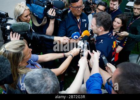 Christian Horner reagiert auf die Bedenken des COVID-19 Corona-Virus nach der Annullierung des großen Preises der australischen Formel 1 2020 Stockfoto