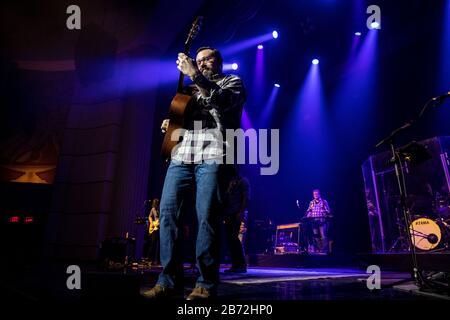 Josh Turner und seine Band sind am Dienstag, 3. März 2020, in Augusta GA im Miller Theatre zu sehen Stockfoto