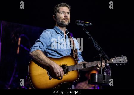 Josh Turner tritt am Dienstag, 3. März 2020, in Augusta GA im Miller Theatre auf Stockfoto