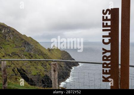 Die Kerry Cliffs am Ring of Kerry in Irland Stockfoto