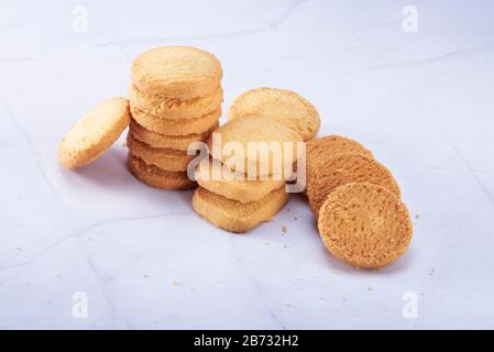 Kekse auf weißem Hintergrund Stockfoto