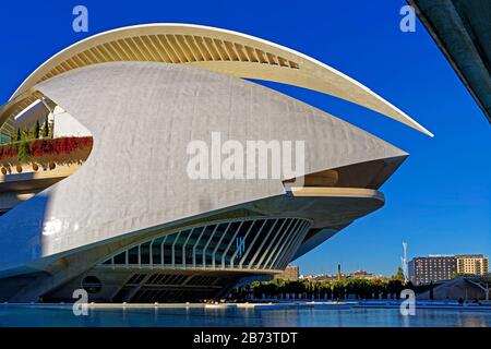 Spanien, Valencia, Valencia, Ciutat de les Arts i les Ciénci Ciutat de les Arts i les Ciénci Stadt der Künste und der Wissenschaften, Gebäude, Palau de les Stockfoto