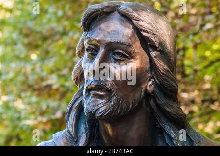 Statue des heiligen Anthony Bronze und Jesus - Camposampiero, Italien Stockfoto