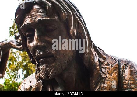 Statue des heiligen Anthony Bronze und Jesus - Camposampiero, Italien Stockfoto