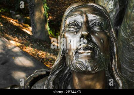 Statue des heiligen Anthony Bronze und Jesus - Camposampiero, Italien Stockfoto